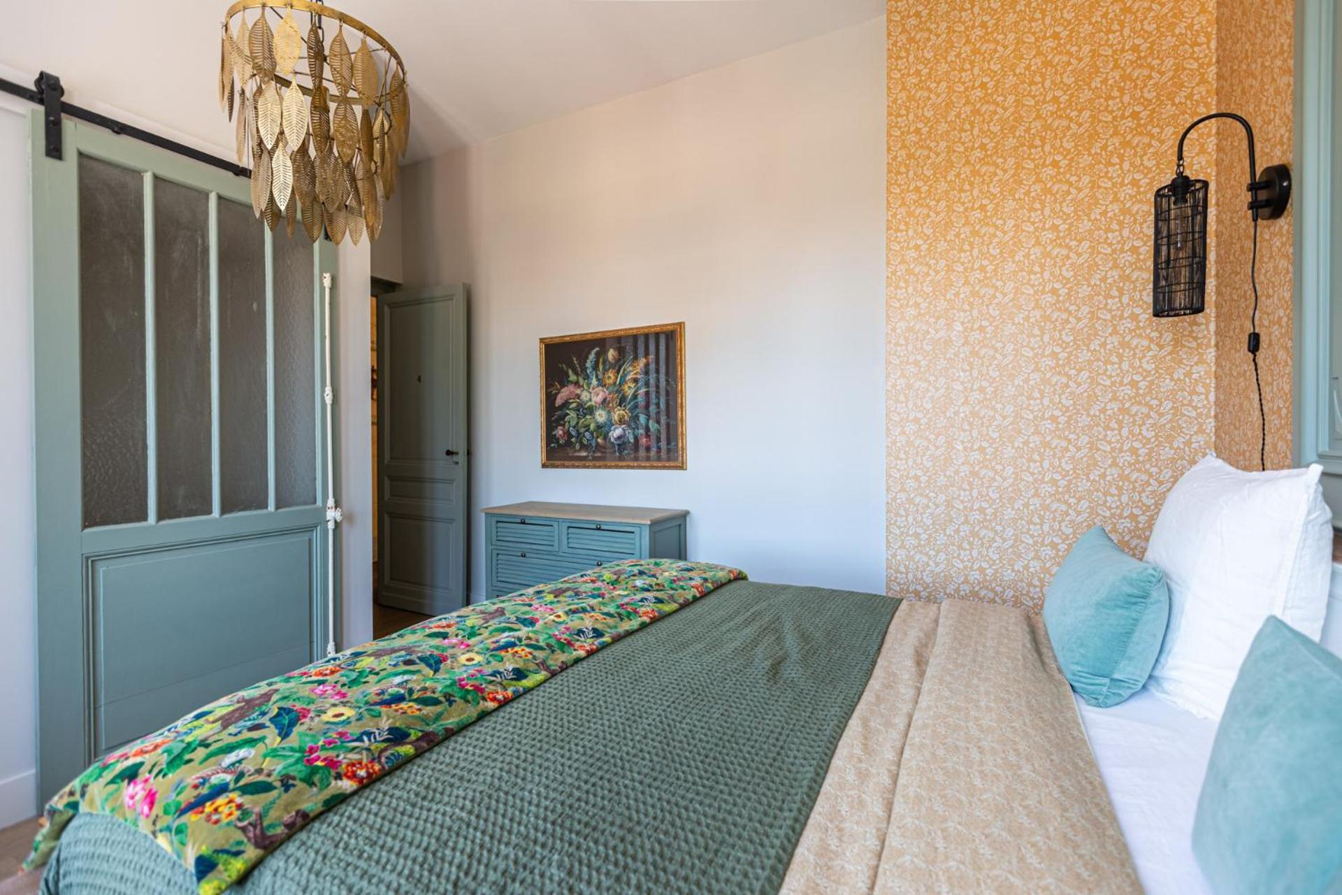 La Maison Mulato, Demeure Privee D'Hotes, Piscine & Spa Libourne, Saint-Emilion Номер фото